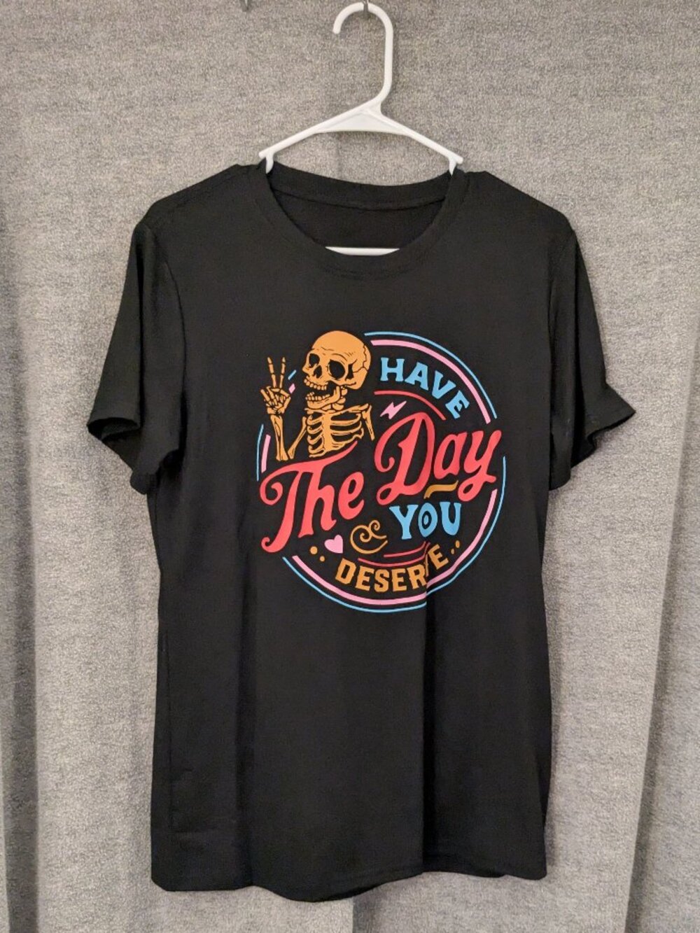 New! Size Medium HALLOWEEN Skeleton Shirt 40" Chest